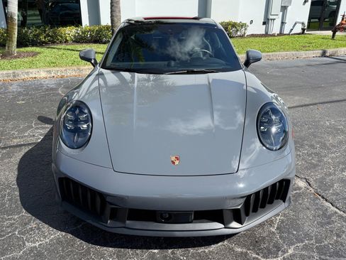 Used 2025 Porsche 911 Carrera GTS image 11