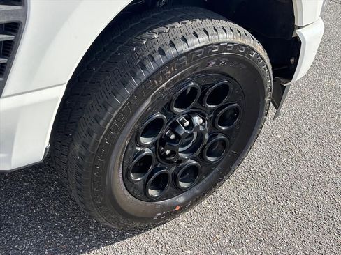 Used 2024 Ford F250 Lariat w/ Lariat Ultimate Package image 28