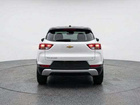 Used 2025 Chevrolet TrailBlazer LT FWD image 7