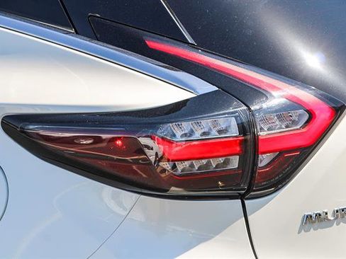 Used 2021 Nissan Murano SL image 11