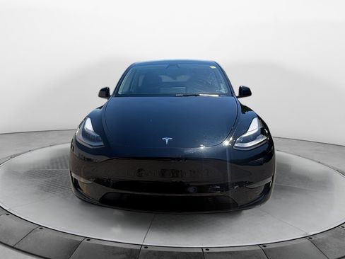 Used 2021 Tesla Model Y Performance AWD/4WD image 2