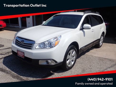Used 2011 Subaru Outback 2.5i Premium w/ All-Weather Pkg AWD/4WD image 1