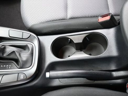 Used 2025 Kia Soul LX w/ LX Technology Package FWD image 26