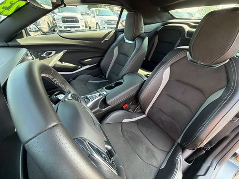 Used 2023 Chevrolet Camaro SS RWD image 29