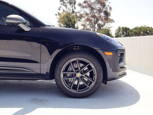 Certified 2024 Porsche Macan Turbo AWD/4WD image 11