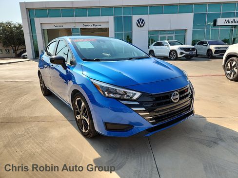 Used 2024 Nissan Versa SR FWD image 1