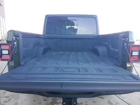 Used 2023 Jeep Gladiator Rubicon w/ LED Lighting Group image 22