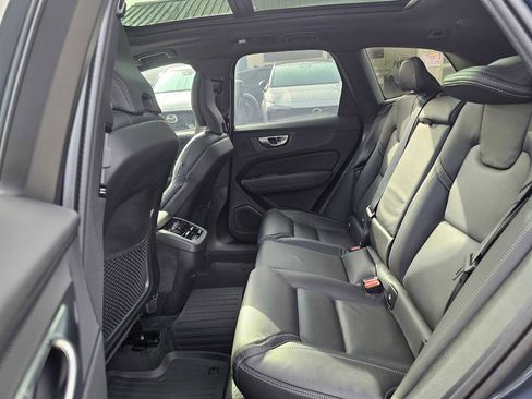 New 2026 Volvo XC60 B5 Ultra w/ Climate Package AWD/4WD image 16