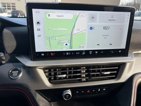 Certified 2025 Ford Explorer ST-Line w/ ST-Line Street Pack image 13