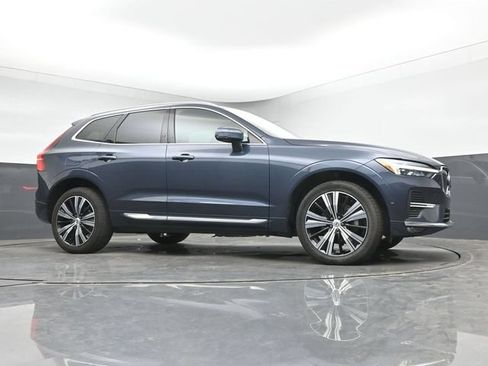 Used 2023 Volvo XC60 B5 Plus w/ Protection Package Premier AWD/4WD image 10