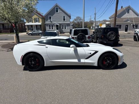 Used 2017 Chevrolet Corvette Stingray Coupe w/ LPO, Stingray Logo Package RWD image 5