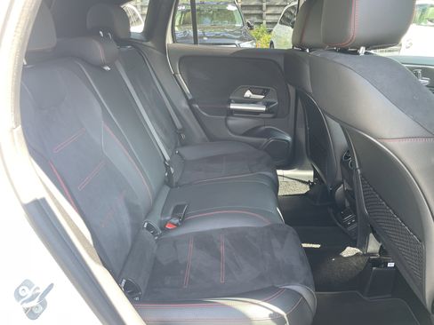 Certified 2025 Mercedes-Benz GLA 250 image 44