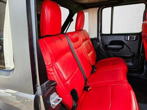 Used 2018 Jeep Wrangler Unlimited Sport S image 23