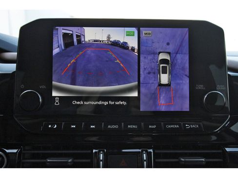 Used 2024 Nissan Pathfinder Platinum w/ Cargo Package image 27