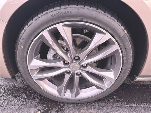 Used 2024 Chevrolet Malibu LT image 33