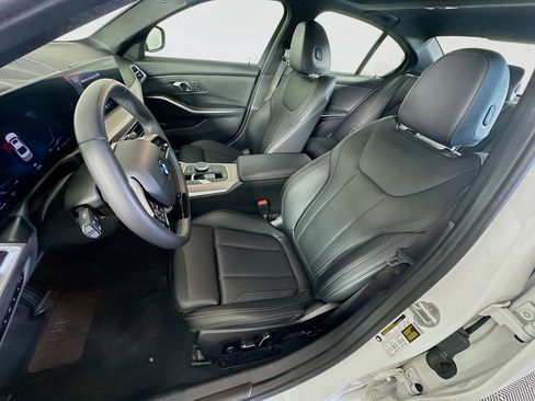 Used 2025 BMW 330i Sedan image 13