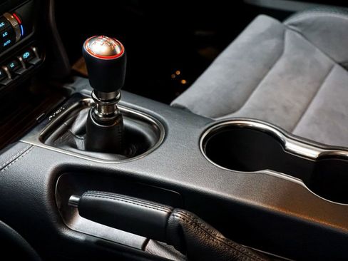 Used 2020 Ford Mustang Shelby GT350 w/ Technology Package image 63