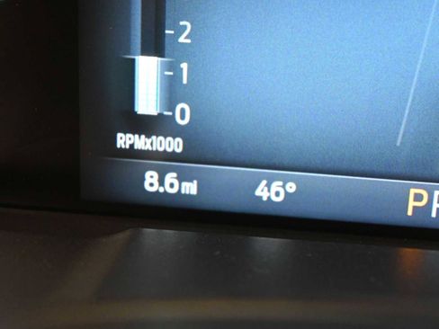 New 2025 Ford Maverick XL w/ Equipment Group 102A image 31