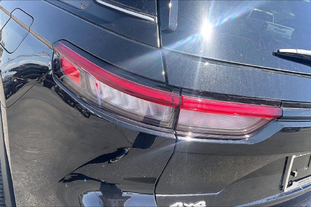 New 2026 Jeep Grand Cherokee Limited AWD/4WD image 25