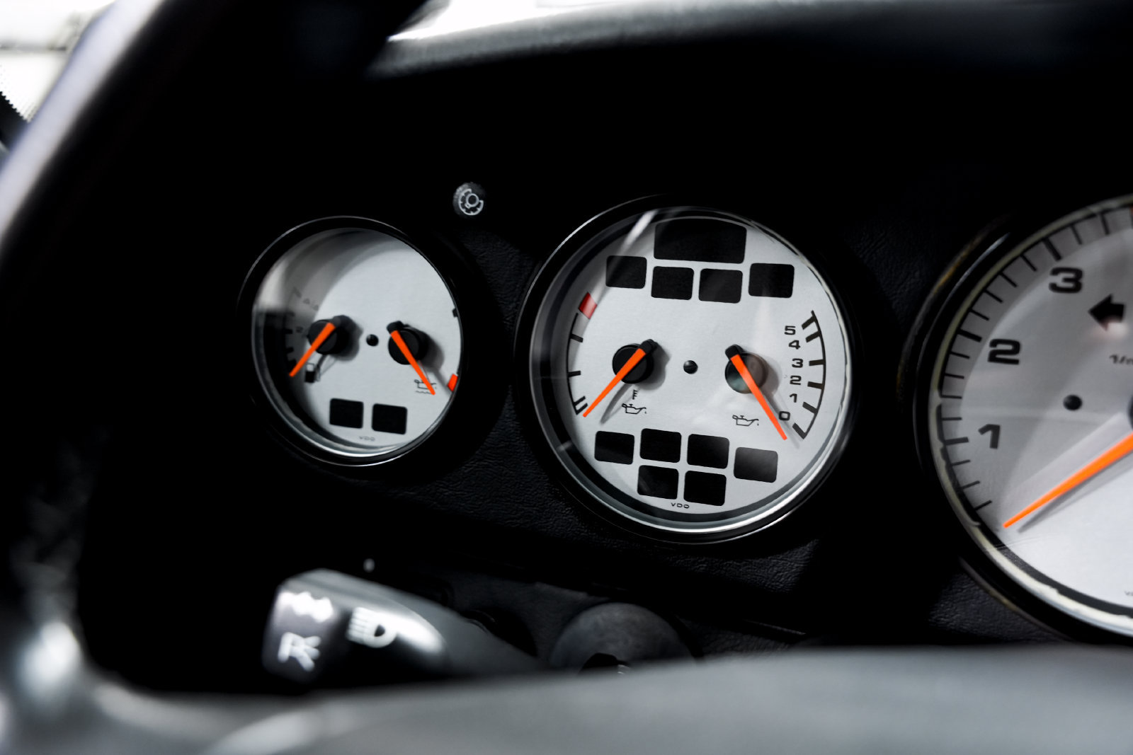 Used 1998 Porsche 911 Carrera 4S AWD/4WD image 11