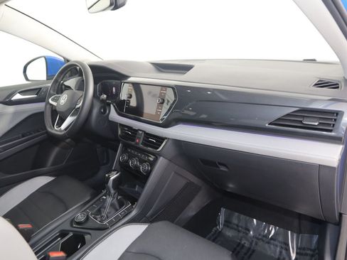 Used 2022 Volkswagen Taos SEL w/ Panoramic Sunroof Package AWD/4WD image 39