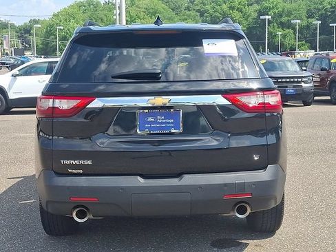Used 2019 Chevrolet Traverse LT FWD image 5