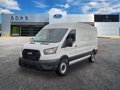 New 2025 Ford Transit 250 148 Medium Roof w/ Load Area Protection Package