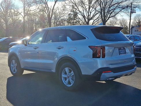 New 2026 Kia Sorento LX image 3