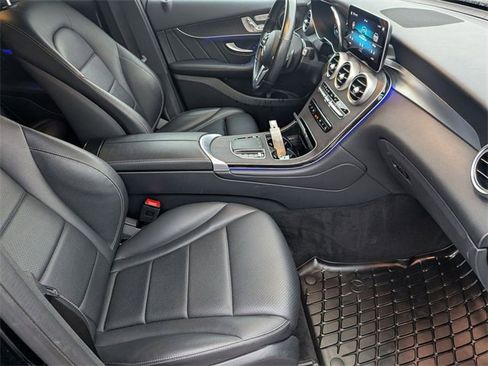 Used 2022 Mercedes-Benz GLC 300 4MATIC image 30