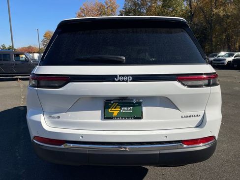 New 2025 Jeep Grand Cherokee Limited image 10