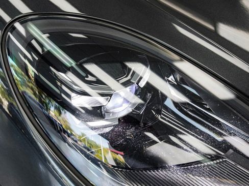 Used 2022 Porsche Macan S image 15