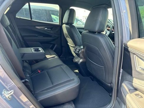 Used 2024 Chevrolet Blazer EV LT AWD/4WD image 31