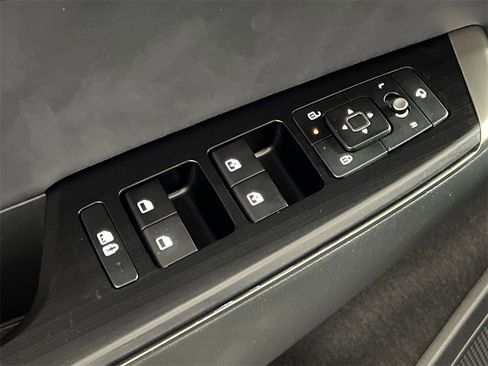 New 2025 Kia EV6 Wind image 13
