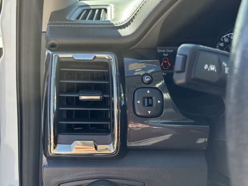 Used 2021 Ford Ranger Lariat w/ Equipment Group 501A High image 16