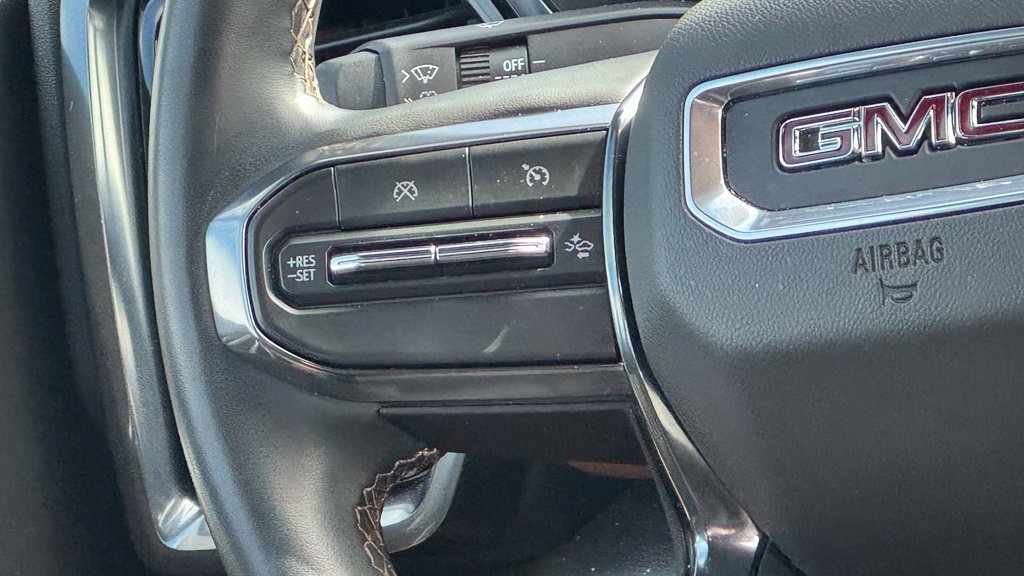Used 2024 GMC Canyon AT4 w/ Canyon Safety Plus Package AWD/4WD image 15