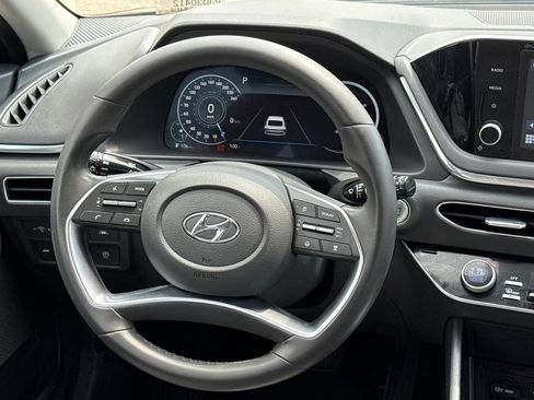 Used 2021 Hyundai Sonata SEL w/ Convenience Package FWD image 12