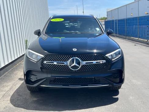 Used 2026 Mercedes-Benz GLC 300 image 2