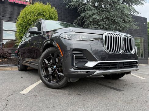 Used 2022 BMW X7 xDrive40i w/ Premium Package AWD/4WD image 8