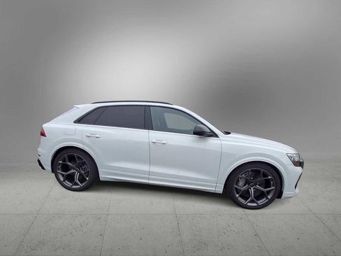 New 2026 Audi RS Q8 performance image 9