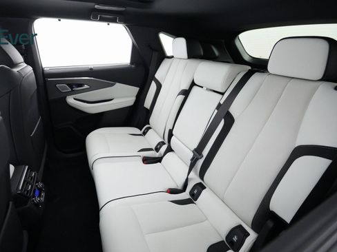 Used 2024 Acura ZDX Type S image 8