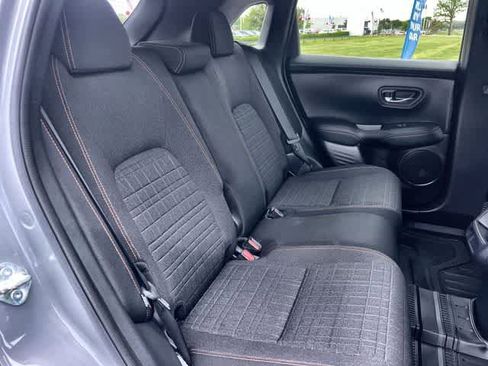 Used 2024 Honda HR-V Sport image 14