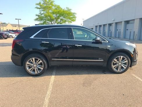 Certified 2023 Cadillac XT5 Premium Luxury AWD/4WD image 9