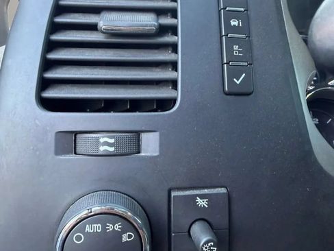 Used 2007 GMC Sierra 1500 SLE w/ Entertainment Package RWD image 25