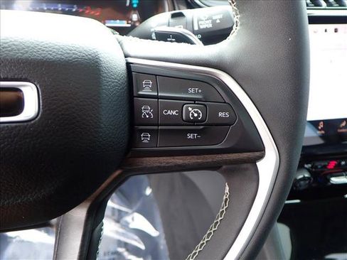 Used 2024 Jeep Grand Cherokee Limited 4xe image 18