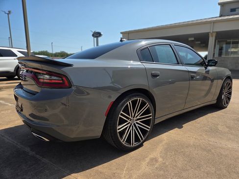 Used 2023 Dodge Charger SXT w/ Blacktop Package RWD image 5