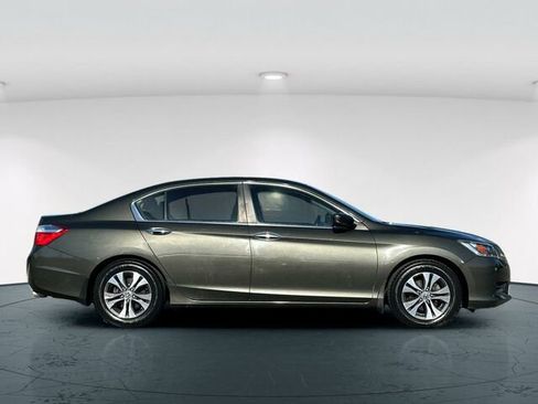 Used 2013 Honda Accord LX image 7
