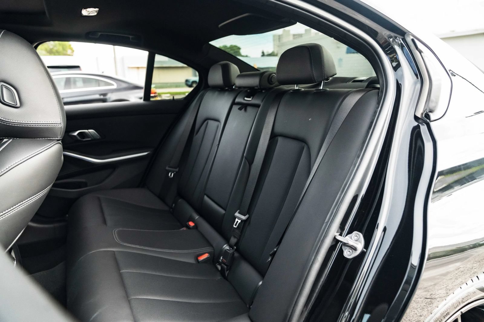 Used 2022 BMW M340i RWD image 18