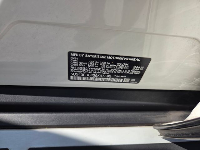 Used 2025 BMW X5 xDrive50e AWD/4WD image 25