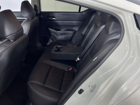 Used 2023 Nissan Altima 2.0 SR image 26