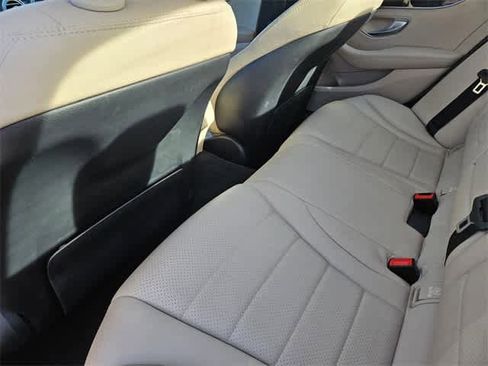 Used 2018 Mercedes-Benz C 300 4MATIC Sedan image 16